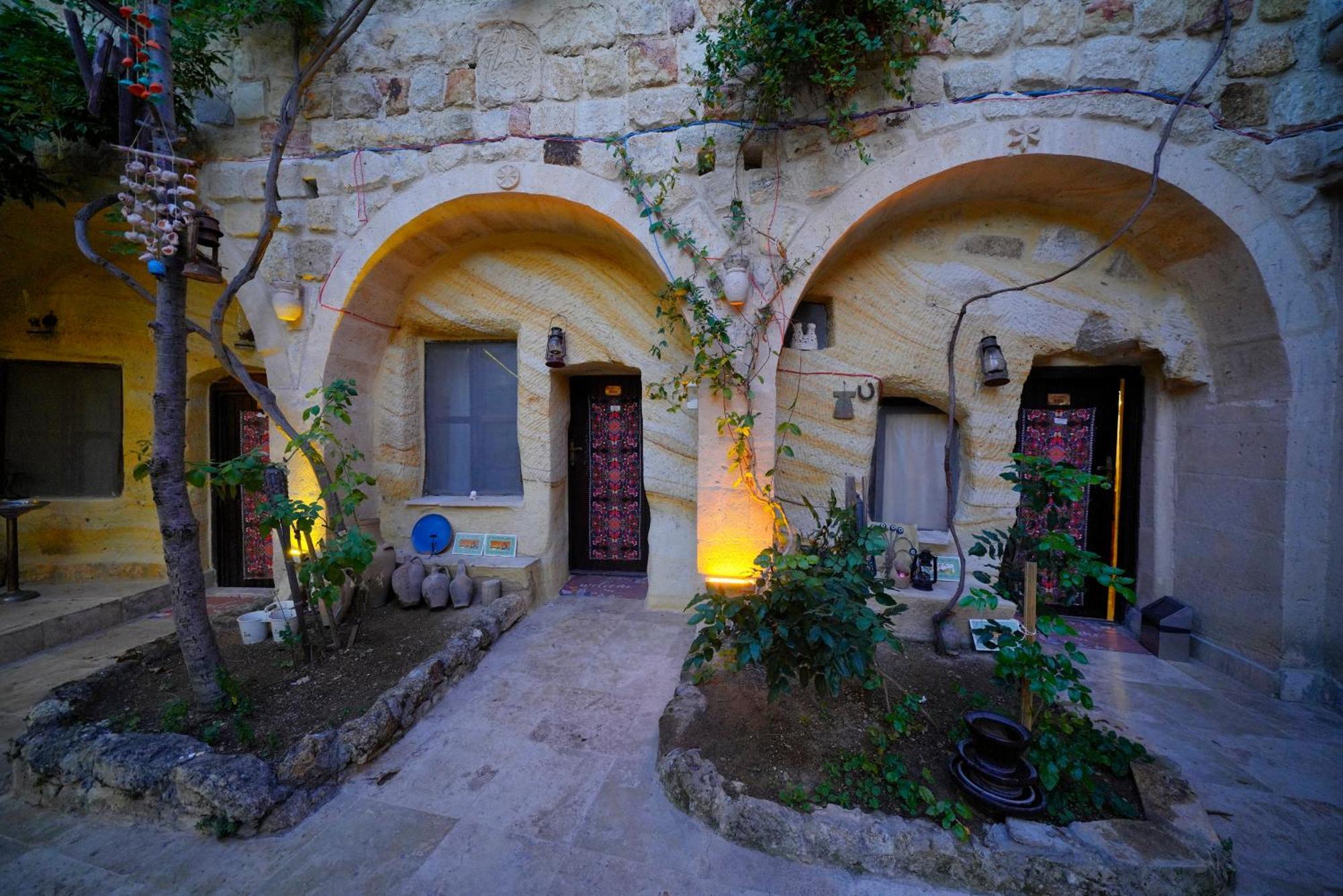 Antik Cave House Hotell Ürgüp Exteriör bild