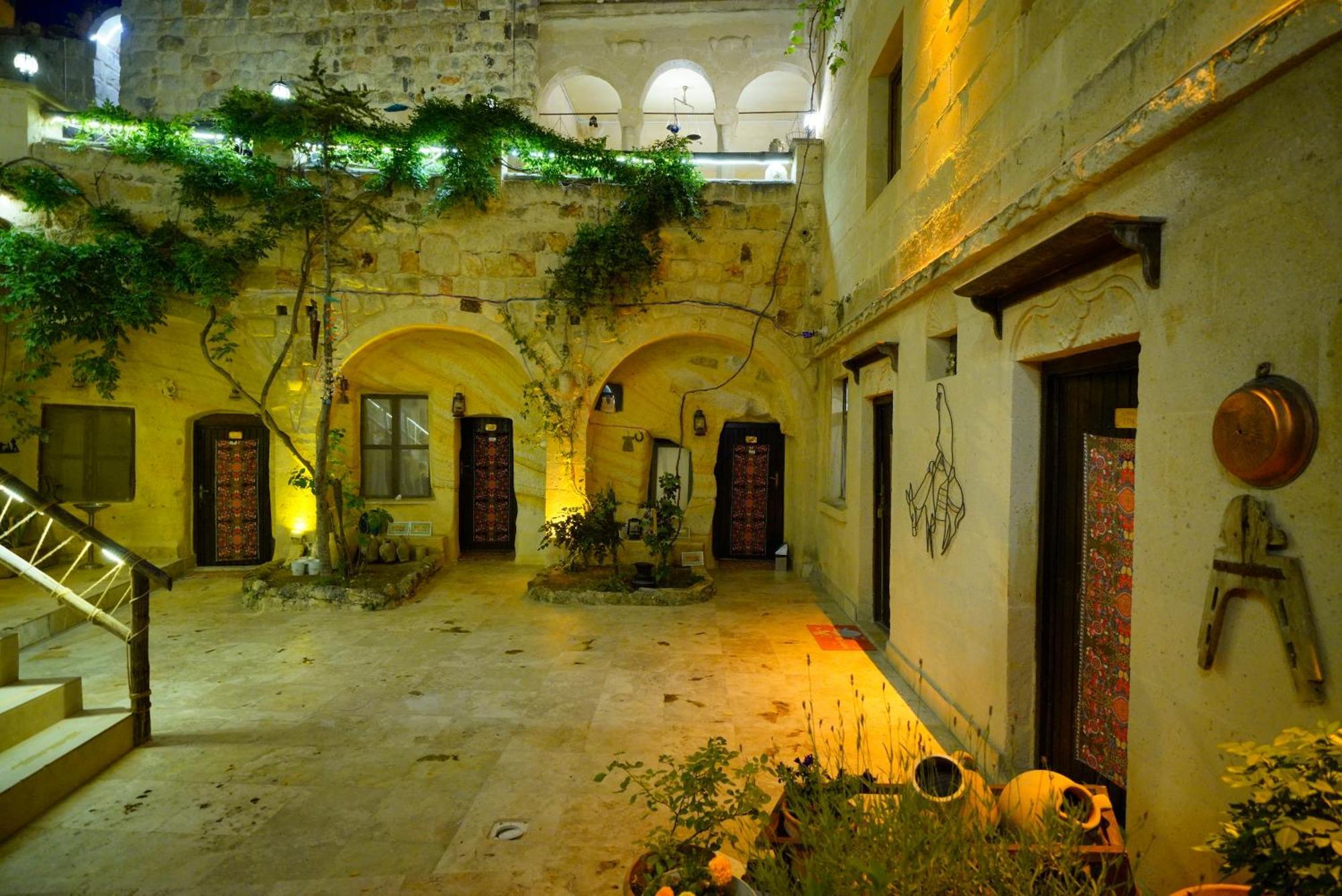 Antik Cave House Hotell Ürgüp Exteriör bild